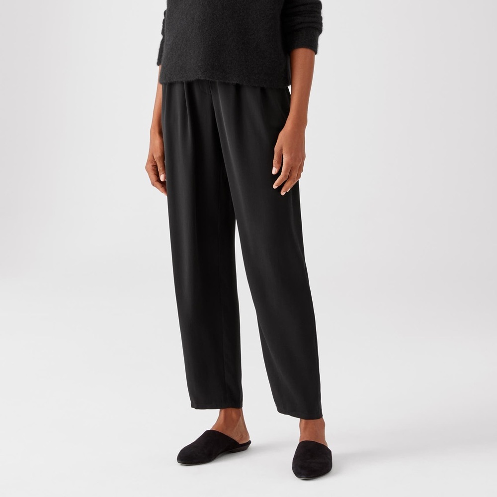 EILEEN FISHER PLEATED 💯 SILK PANTS